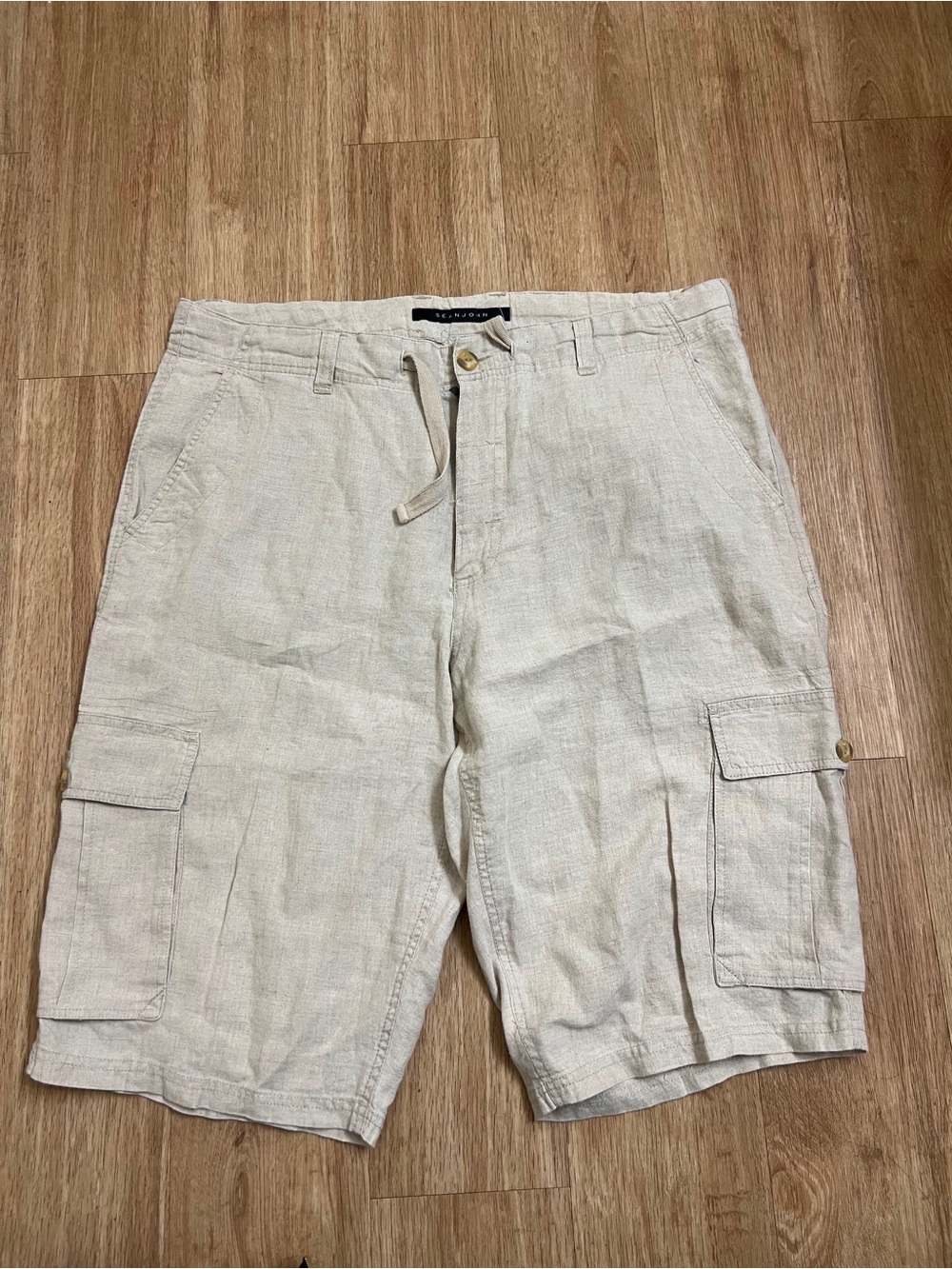 Sean John 100% linen Cream Cargo Shorts with Utility Pockets